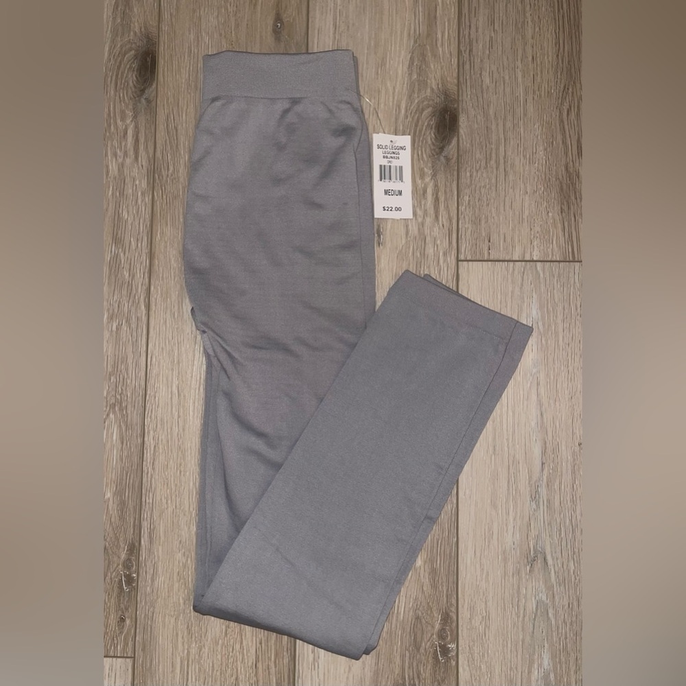 NWT - Women's Grey Leggings with soft lining on inside